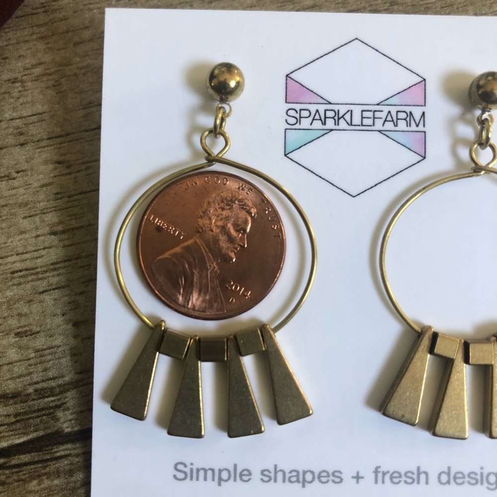 Sparklefarm Brass Boho Chic Hoop Earrings NWOT - Picture 6 of 8